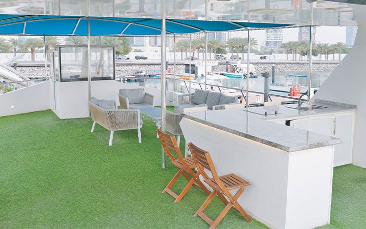 private view houseboat qatar